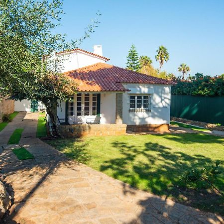 4-Bedroom House In Cascais, Near Guincho Beach Exterior foto