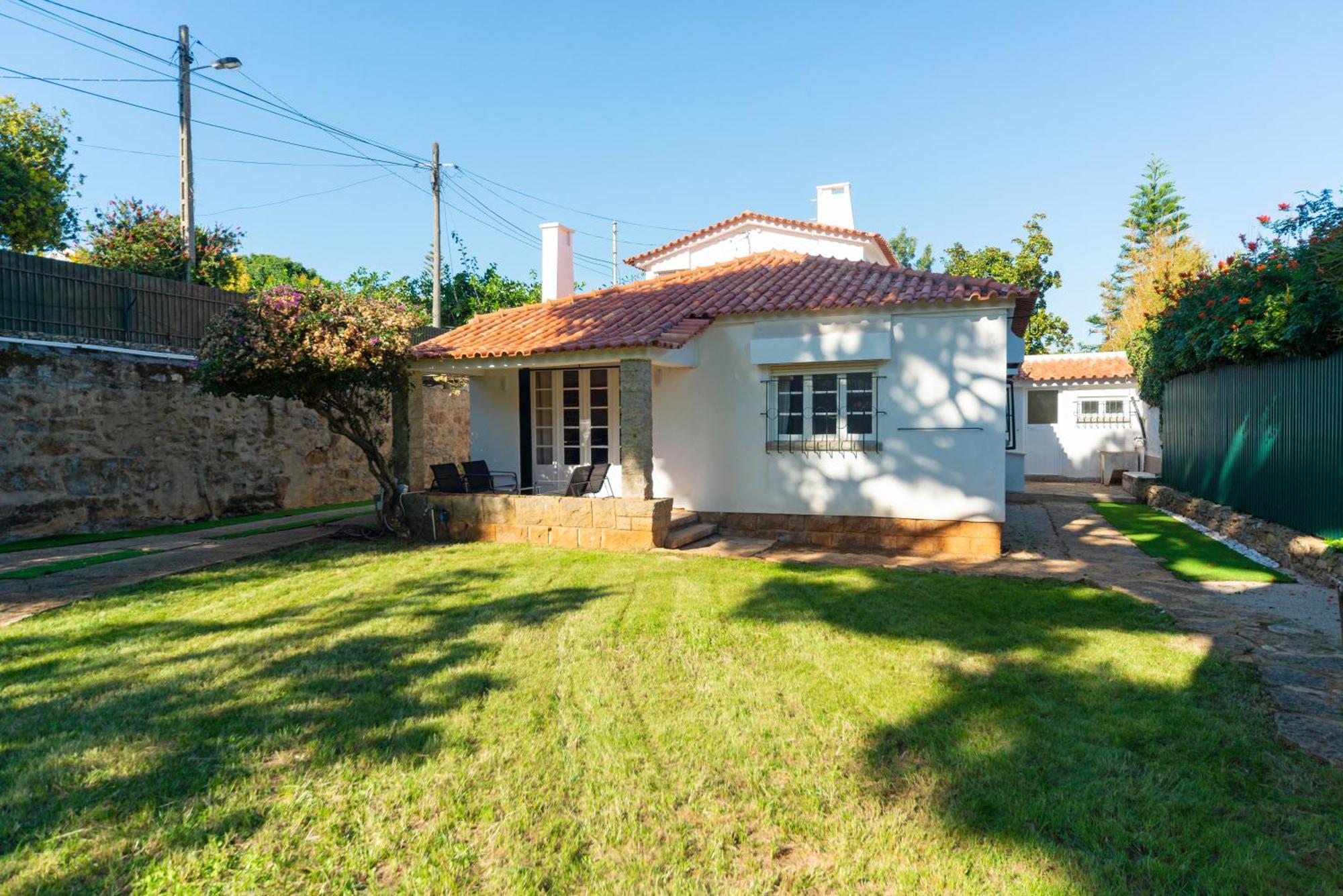 4-Bedroom House In Cascais, Near Guincho Beach Exterior foto